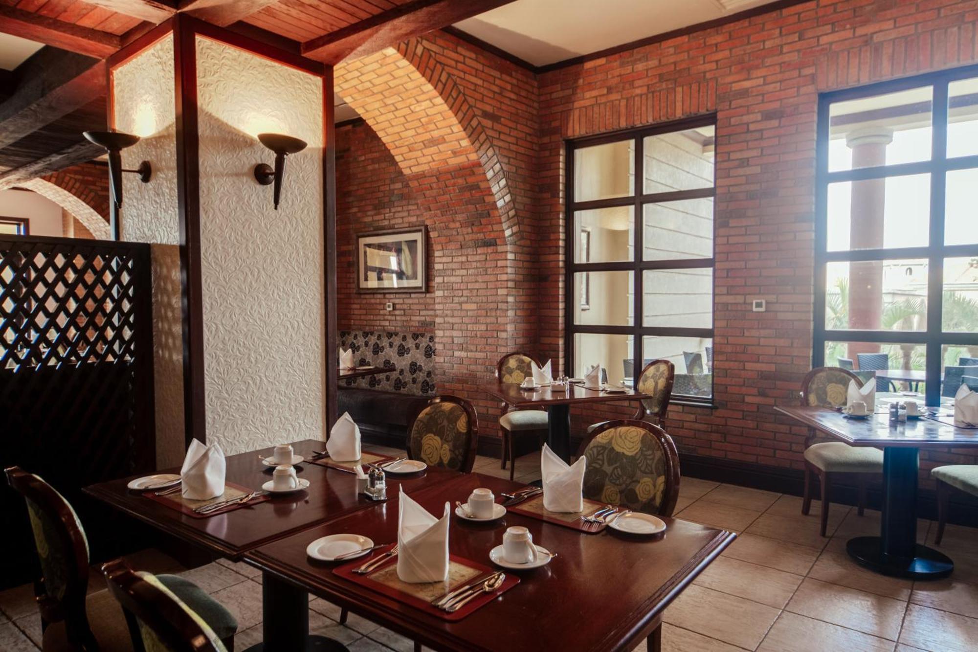 Lake Victoria Serena Golf Resort y Spa Kigo Exterior foto